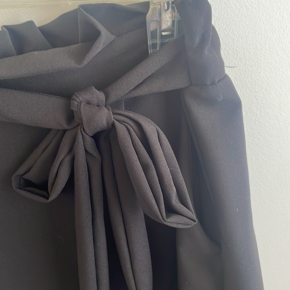 2 skirts-Collectif skirt size L UK 14 and Potter’s Pot paper bag skirt size L - Picture 5 of 7